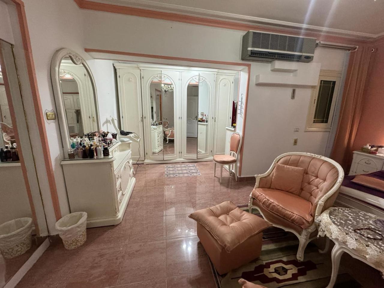 9394 فاخرة 2828 في 010 المهندسين Apartment Cairo